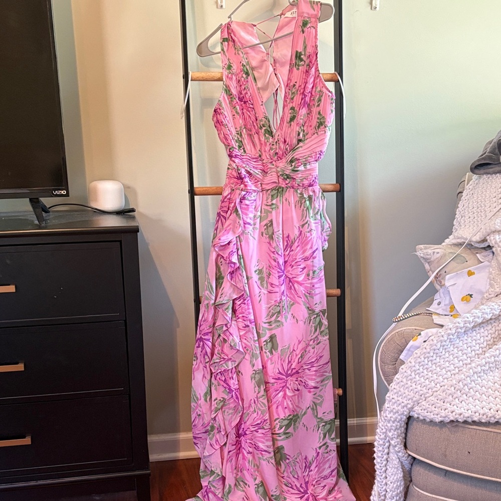 Astr Pink Floral Backless Dress
